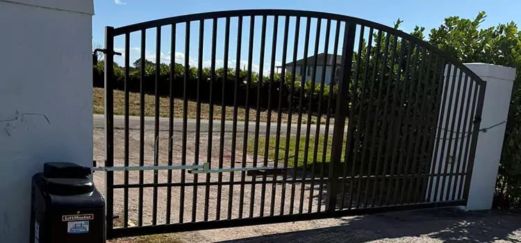 Driveway Fence Repair Surprise